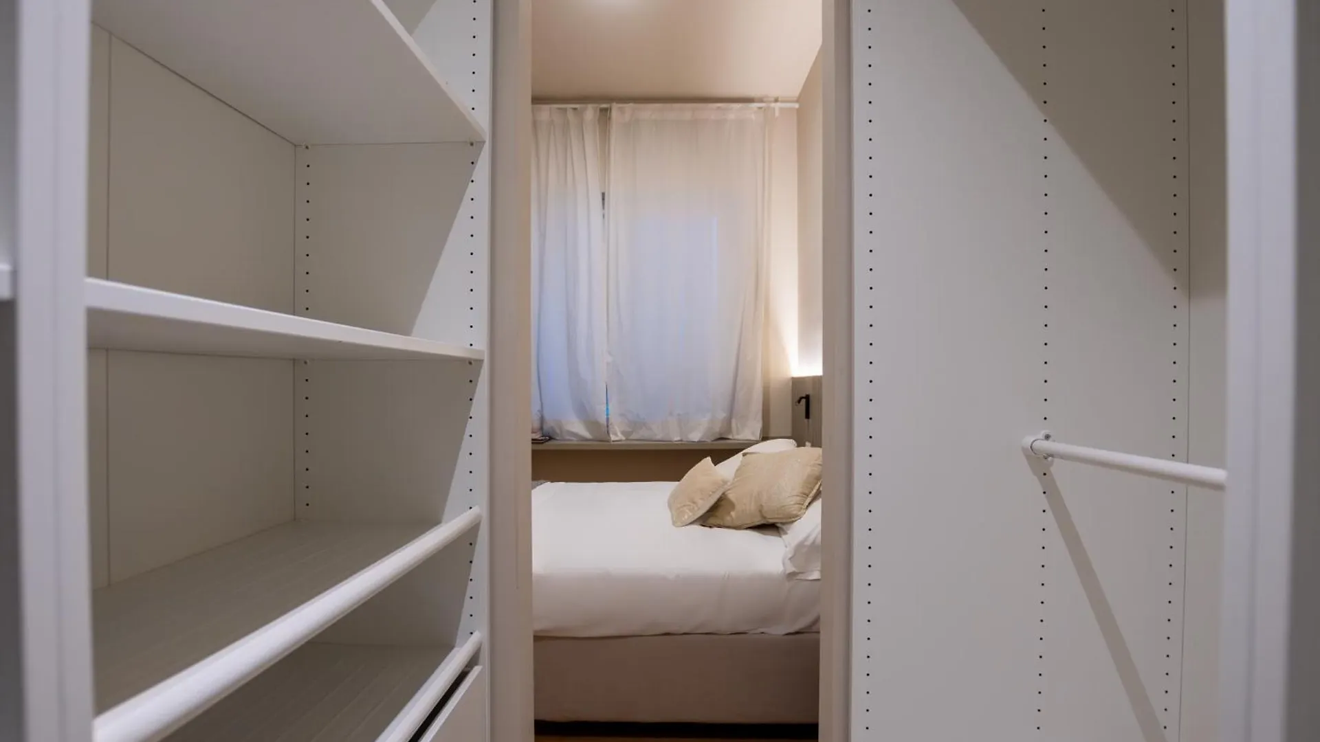 Apartment Boutique D'Este Milan Italy